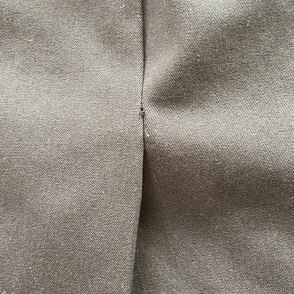 Ann Taylor black skirt - Picture 4 of 13